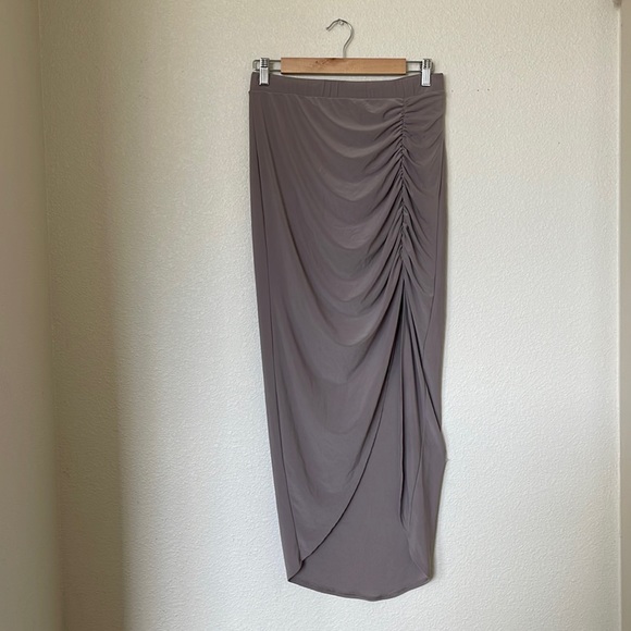 Heathered Taupe Ruched Long Maxi Skirt with Slit Size L - Picture 1 of 6